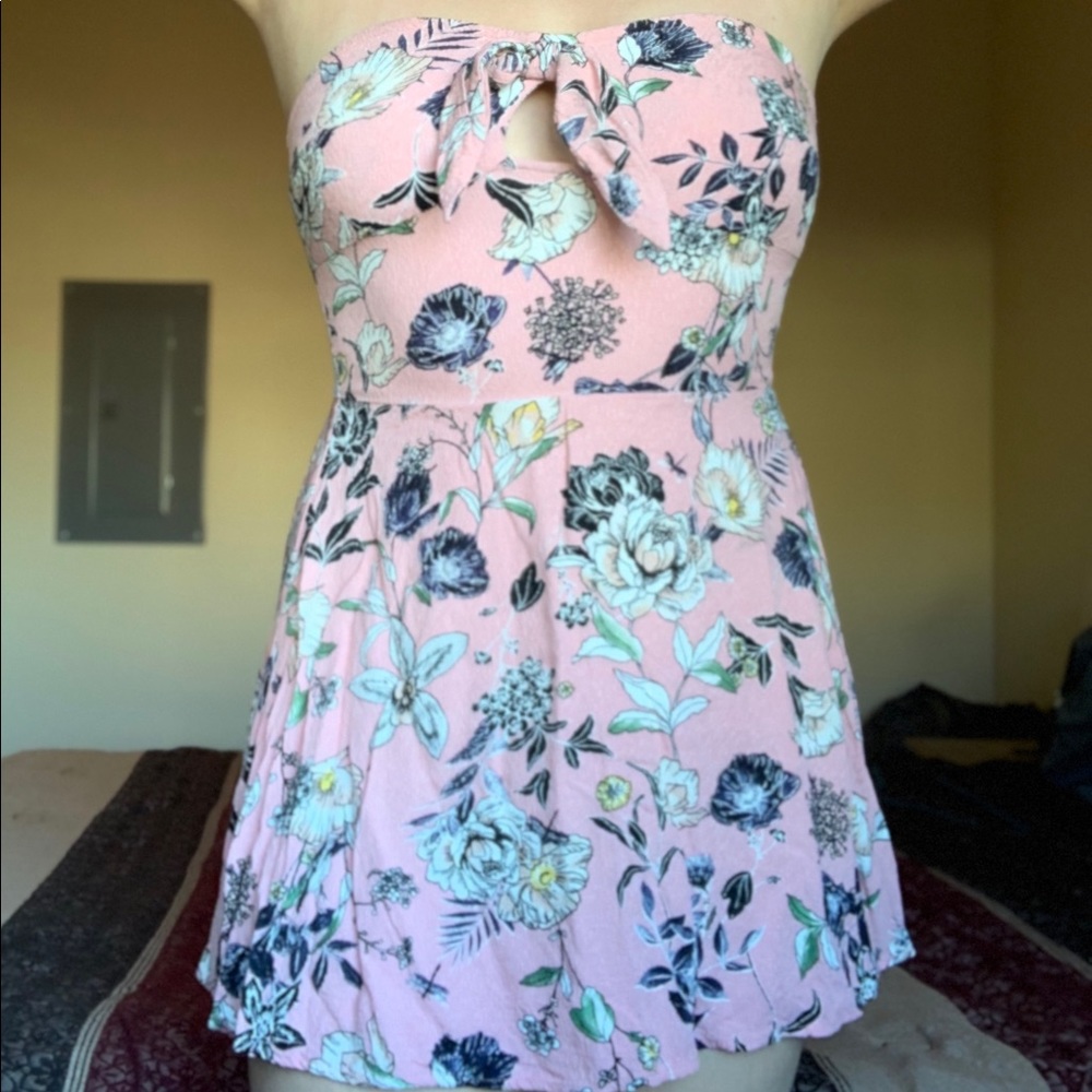 Dress - Picture 2 of 7